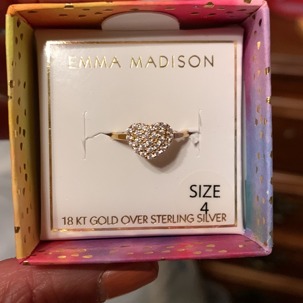 Emma Madison ring size 5!!!! 18kt gold over sterling silver